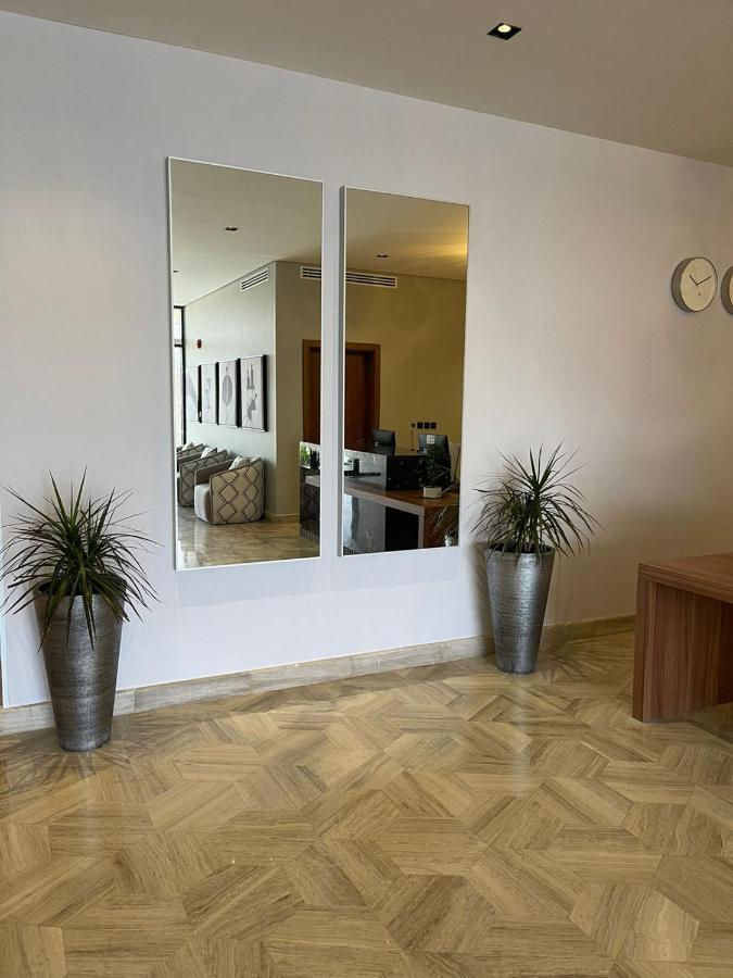 Voyage Residence Riyad Extérieur photo